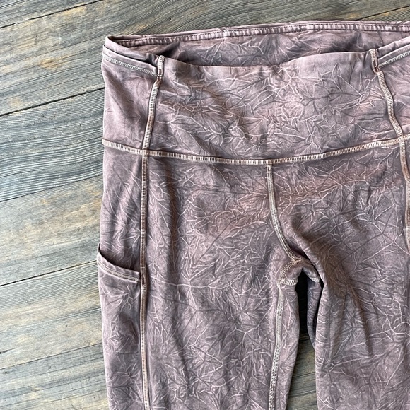 Lululemon Fast & Free “Ice Dye” 8 Leggings Bundle - Picture 3 of 13